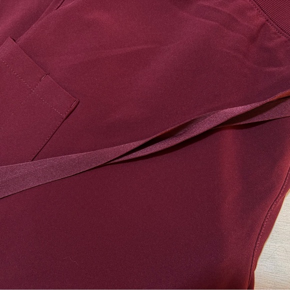 Wine/Burgundy Maternity Scrub Set - Easy Stretch - Small - Picture 3 of 8